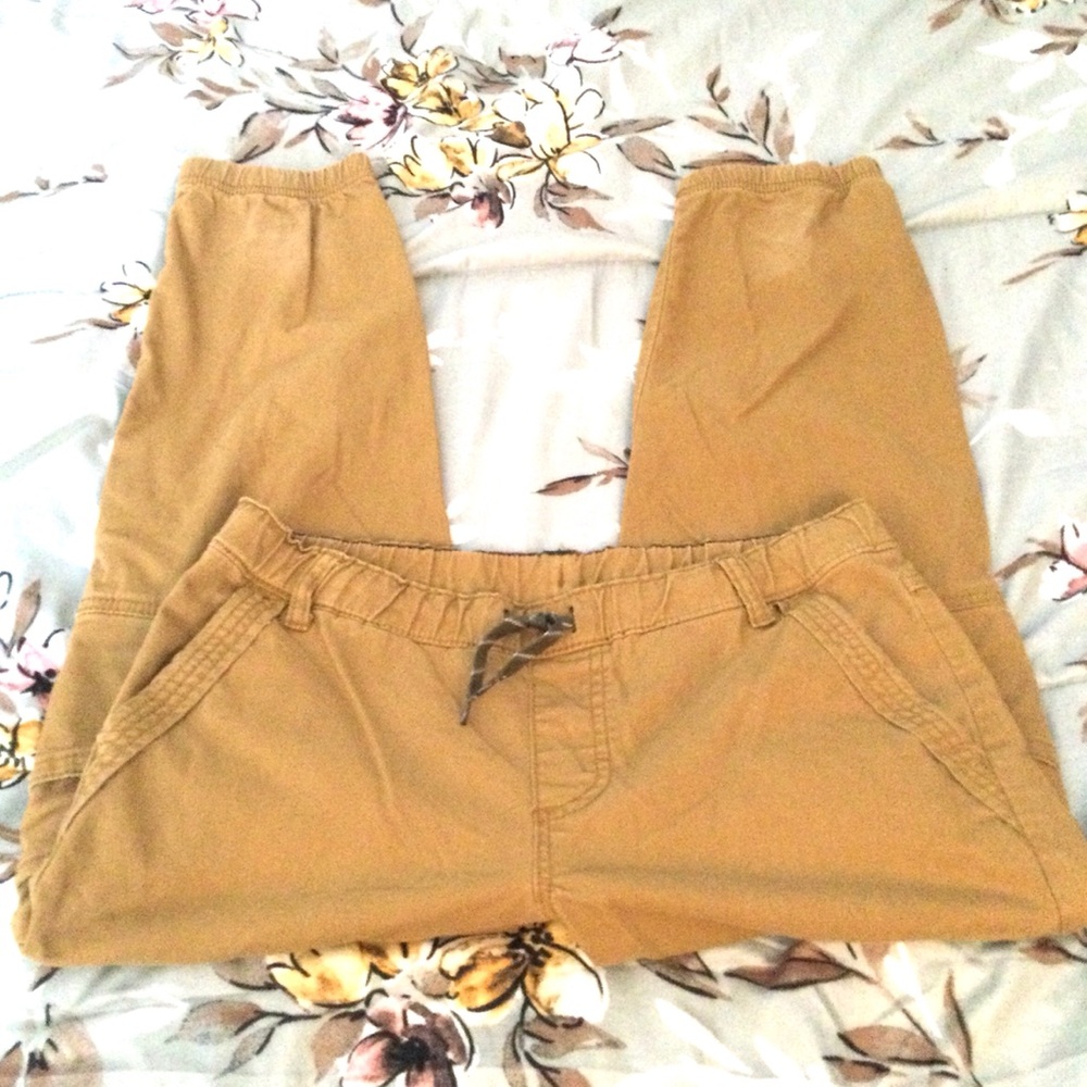 Boys wrangler Brown Cargo Pants with Elastic Ankles. - Picture 5 of 8